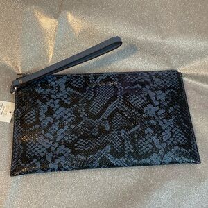 🖤💙MICHAEL KORS🖤💙Jet Set Travel Lg Top Zip Wristlet in Exotic Embossed Denim/NWT